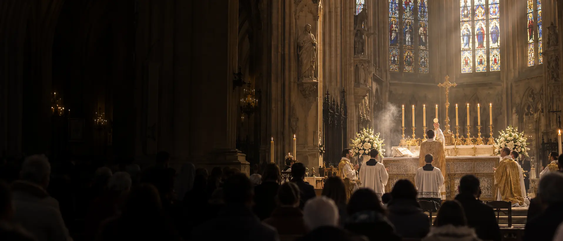 Célébration catholique dans une cathédrale française